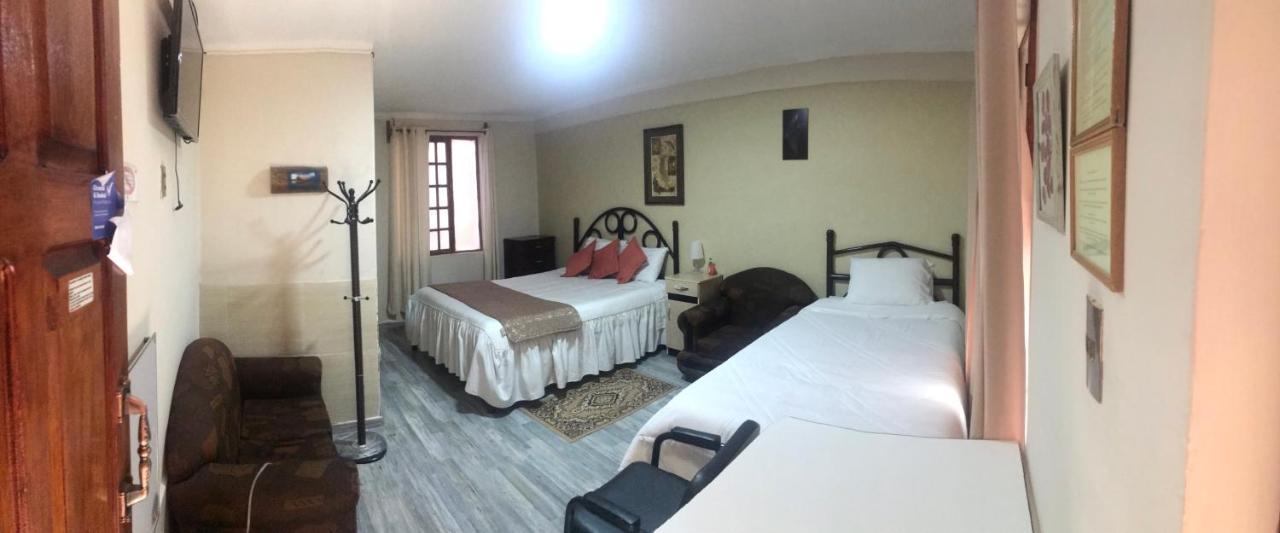 Tonito Hotel อูยูนี ภายนอก รูปภาพ