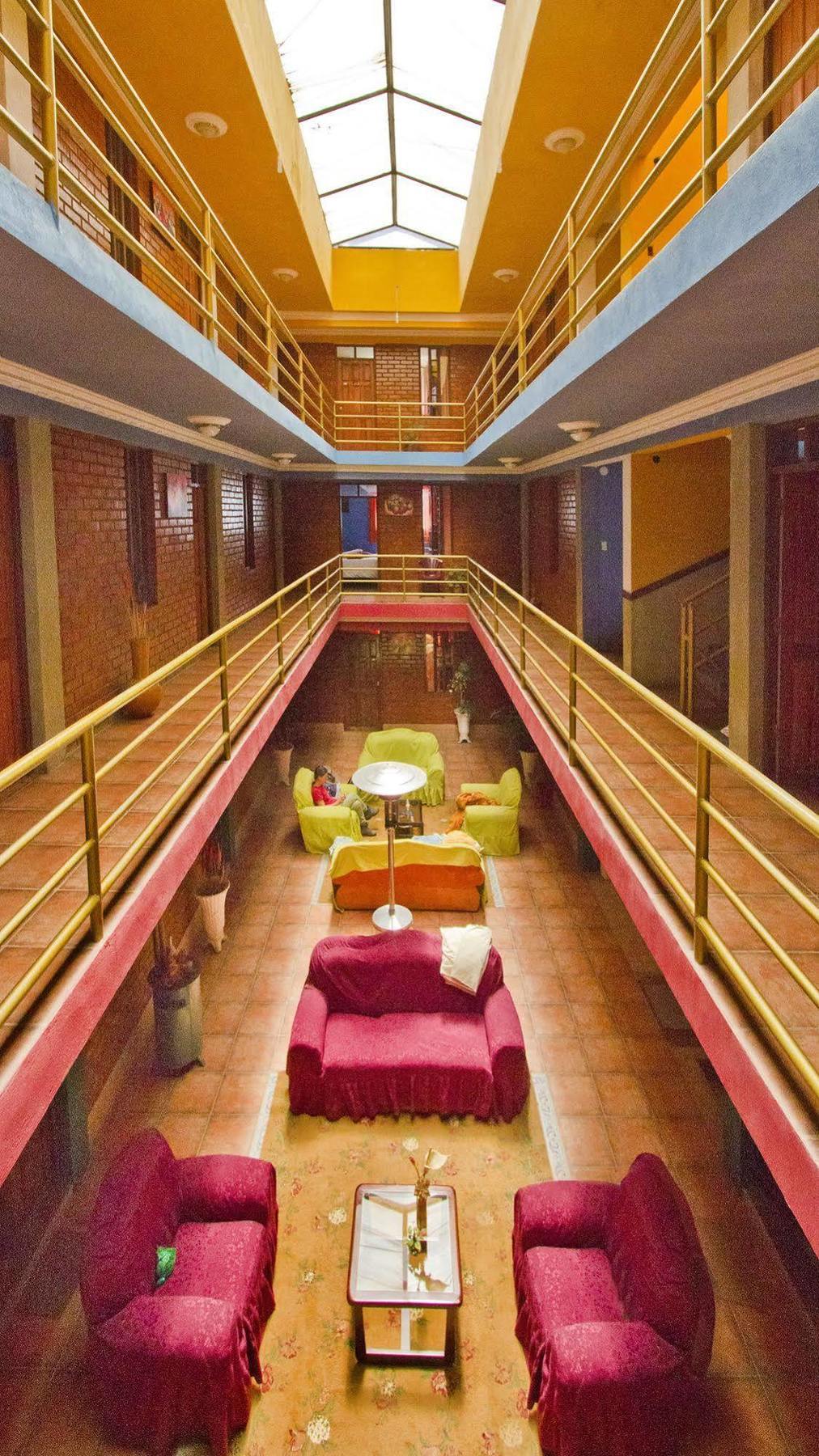 Tonito Hotel อูยูนี ภายนอก รูปภาพ