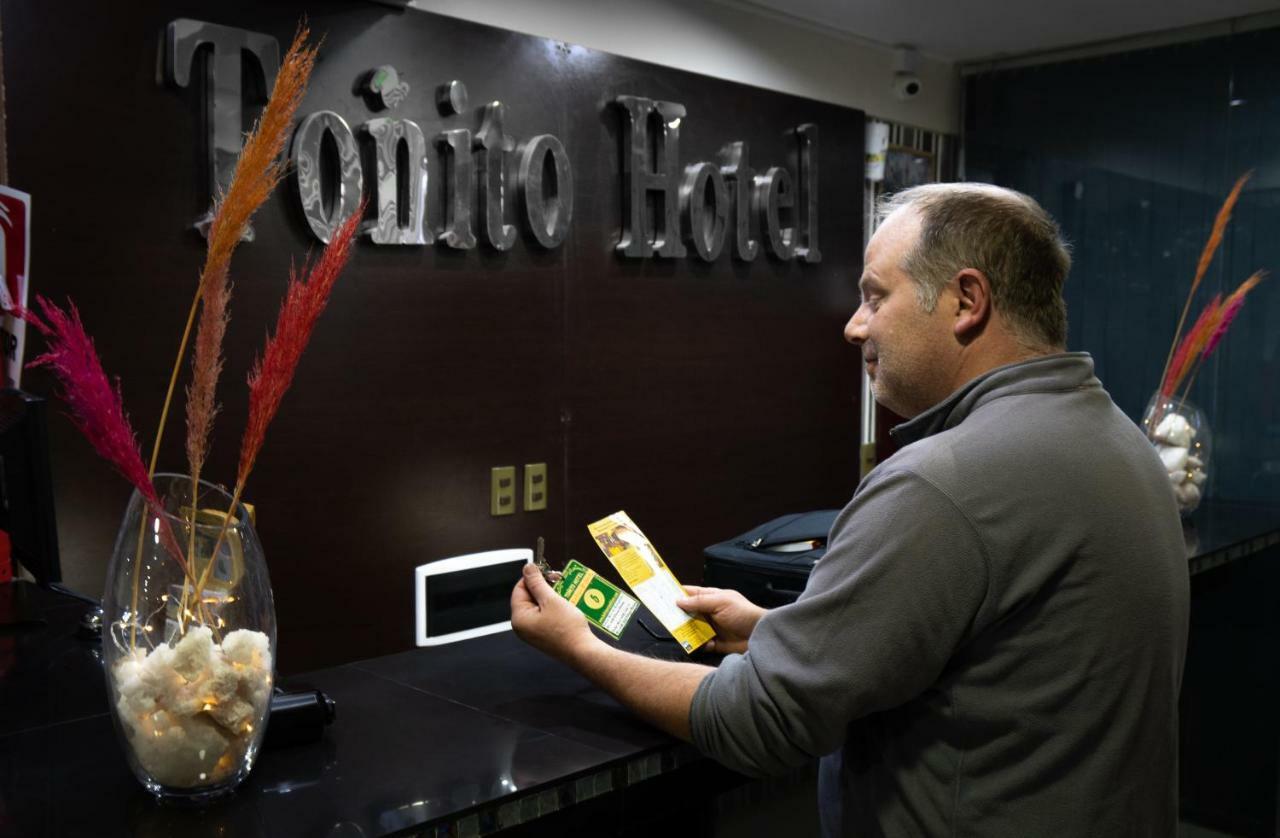 Tonito Hotel อูยูนี ภายนอก รูปภาพ
